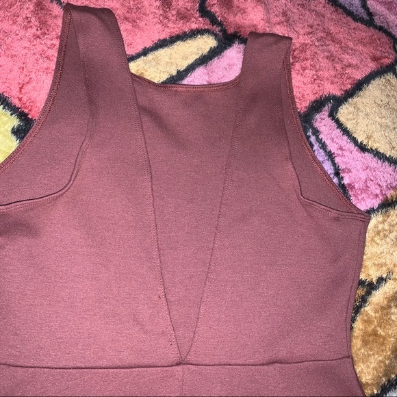 Dress - Picture 3 of 3